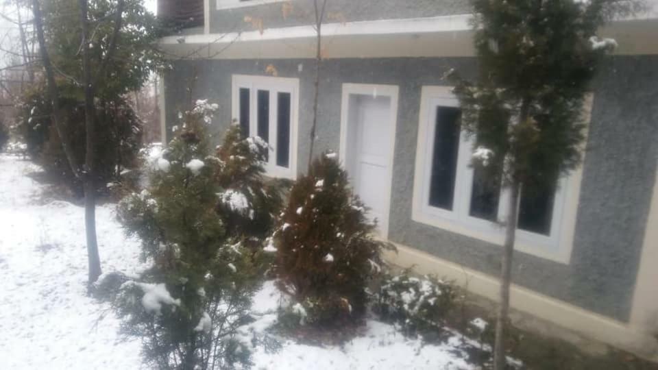 Embassy Villa Suites Karimabad  Exterior foto